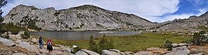 A pair of hikers at Vogelsang Lake on their way to the High Sierra Camp