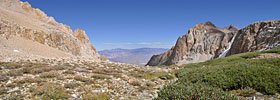 The beginning of the long descent to the Owens Valley far below.